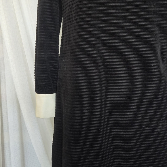 Karl Lagerfeld Velour Dress - Picture 6 of 8